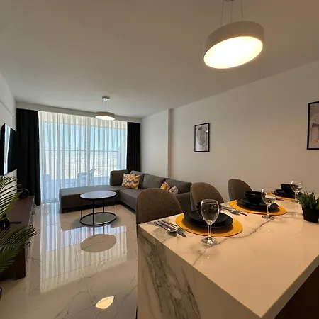 Grand Sapphire Luxury Residences 4 By Myguest Cyprus Apartament *