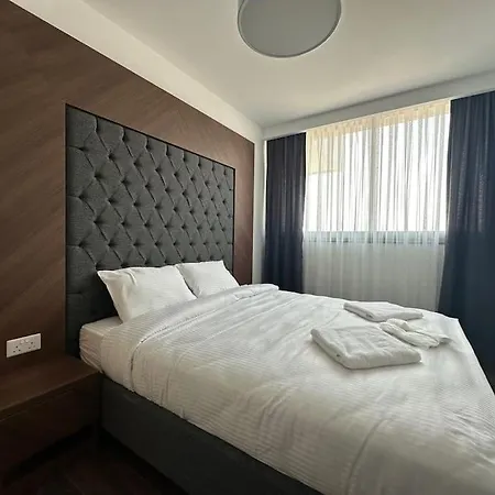 Grand Sapphire Luxury By Myguest Cyprus Апартаменты