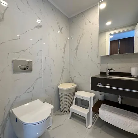 Grand Sapphire Luxury By Myguest Cyprus Apartment