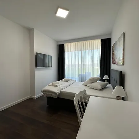 Grand Sapphire Luxury By Myguest Cyprus *