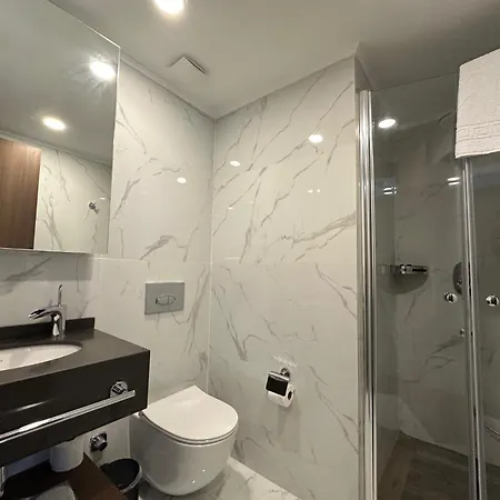 Grand Sapphire Luxury Residences 4 By Myguest Cyprus