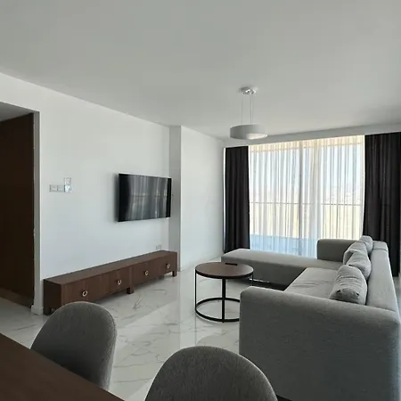 Grand Sapphire Luxury Residences 4 By Myguest Cyprus Apartament *