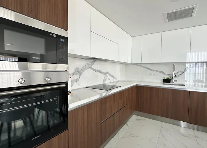 Grand Sapphire Luxury Residences 4 By Myguest Cyprus Appartamento *